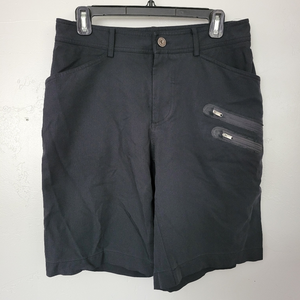 Lululemon Men's 32 Triple Black Commute Shorts Active Casual Athleisure 10.5"
